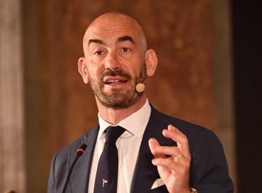 Bassetti attacca gli allarmisti: “Chi parla di seconda ondata fa terrorismo”