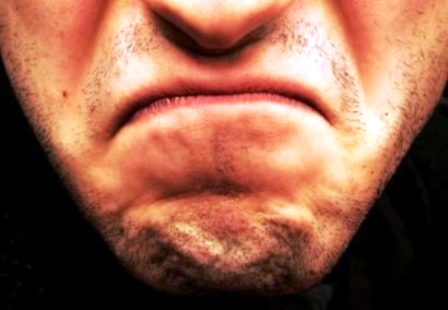 Indignazione a comando