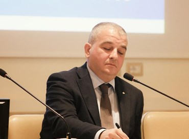 FdI: “Il governo blocca voto degli italiani all’estero sul referendum”