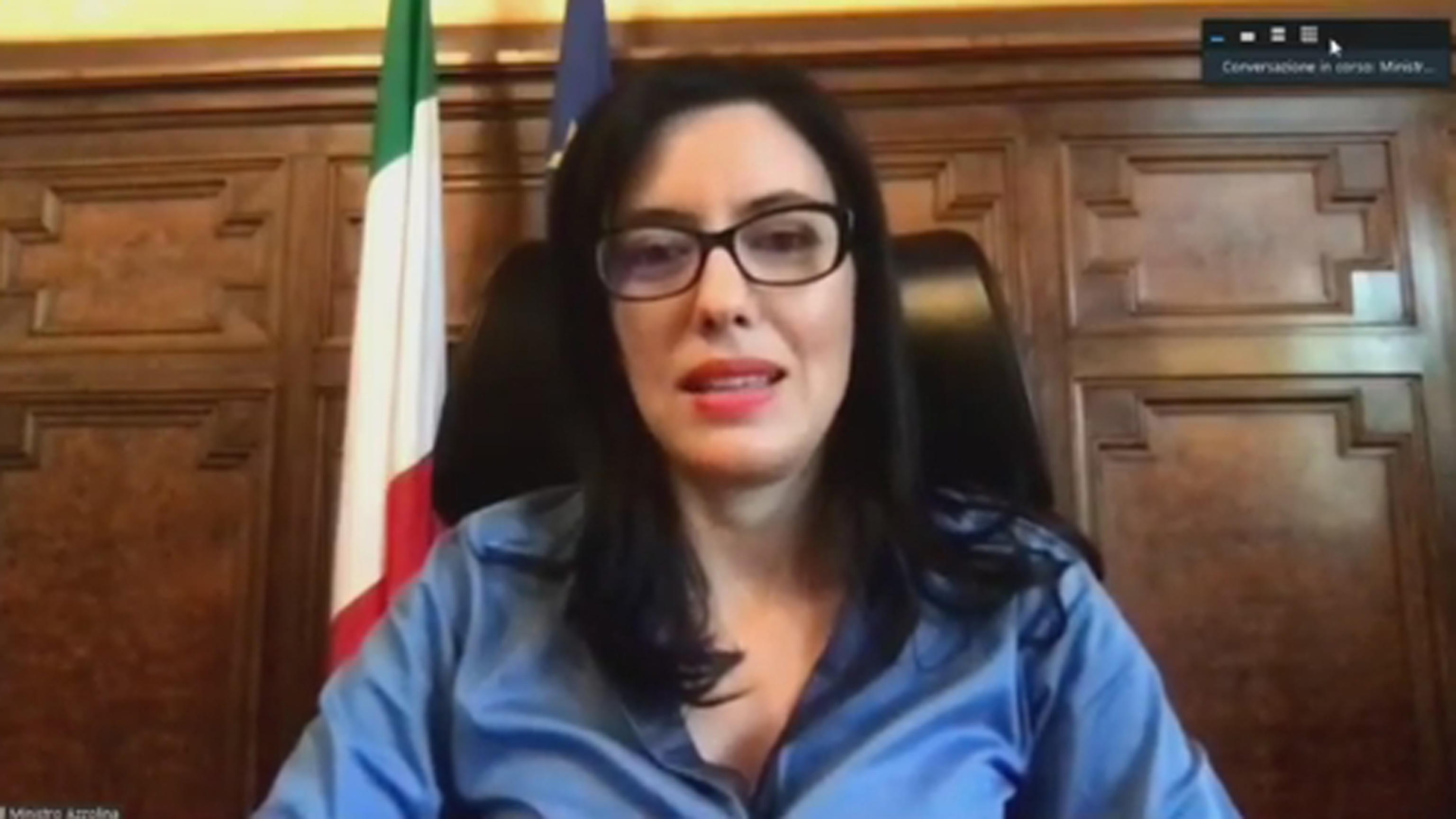 Scuola: scontro Pd-M5s sulla Azzolina