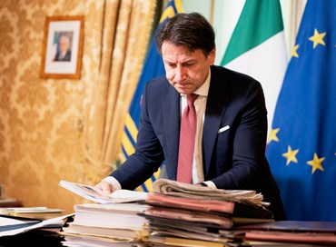 Butteranno tutti nel cassonetto