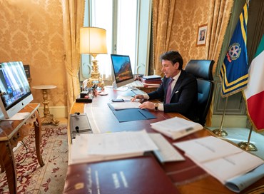 Prove di autocrazia: le mani di Conte sui Servizi segreti
