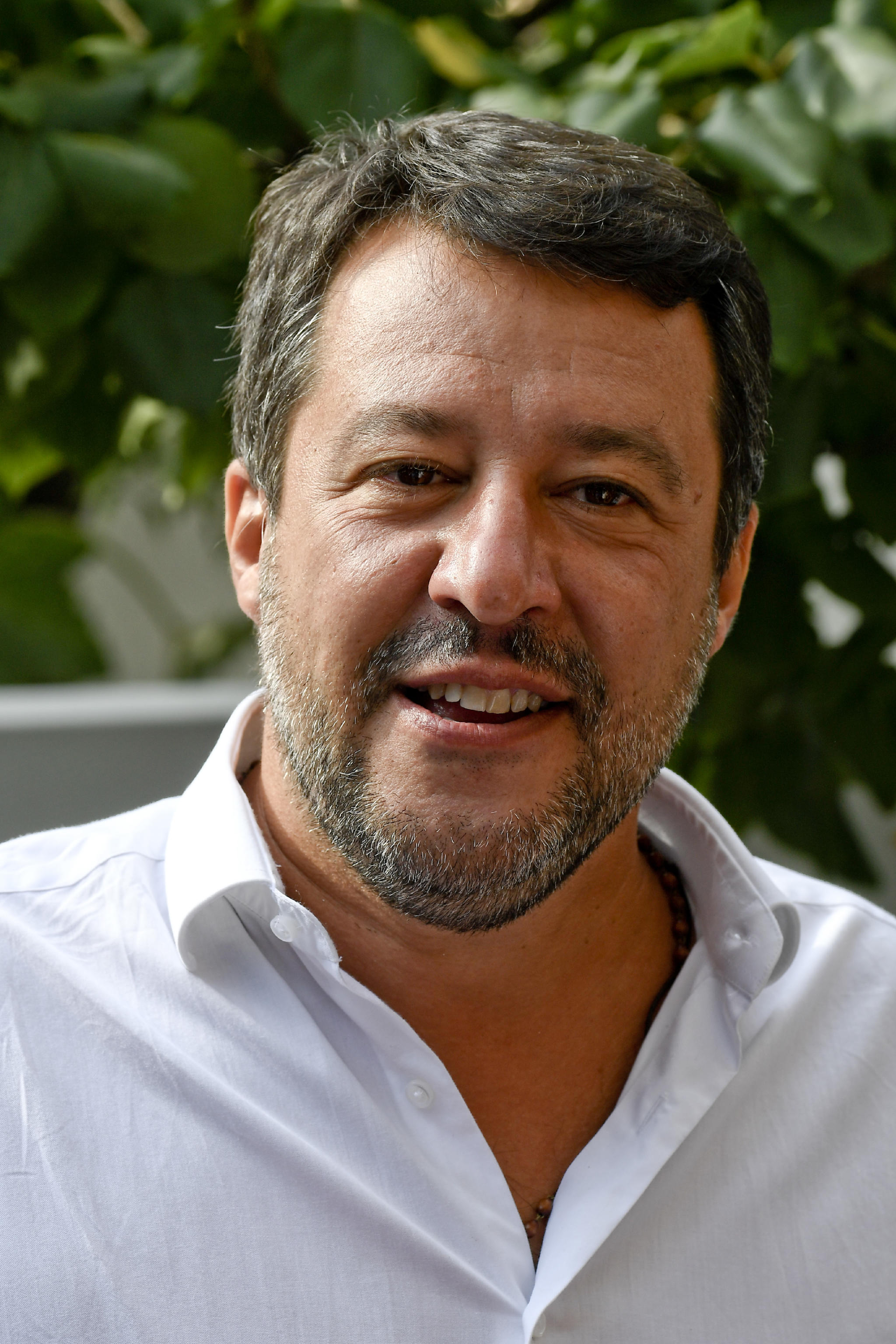 Salvini strattonato: l’inaccettabile doppia morale