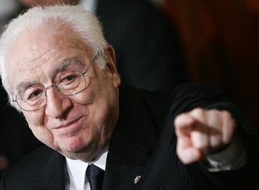 L’ipocrisia dei politici che oggi commemorano Cossiga