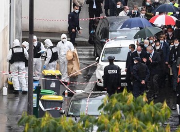 Parigi, torna il terrore vicino all’ex sede di “Charlie Hebdo”