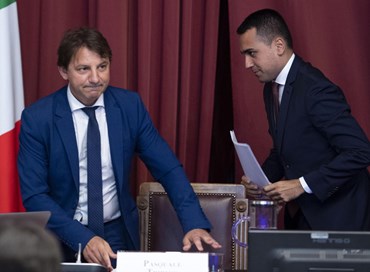 Lo scandalo non è il suo stipendio ma lui (e il M5s)