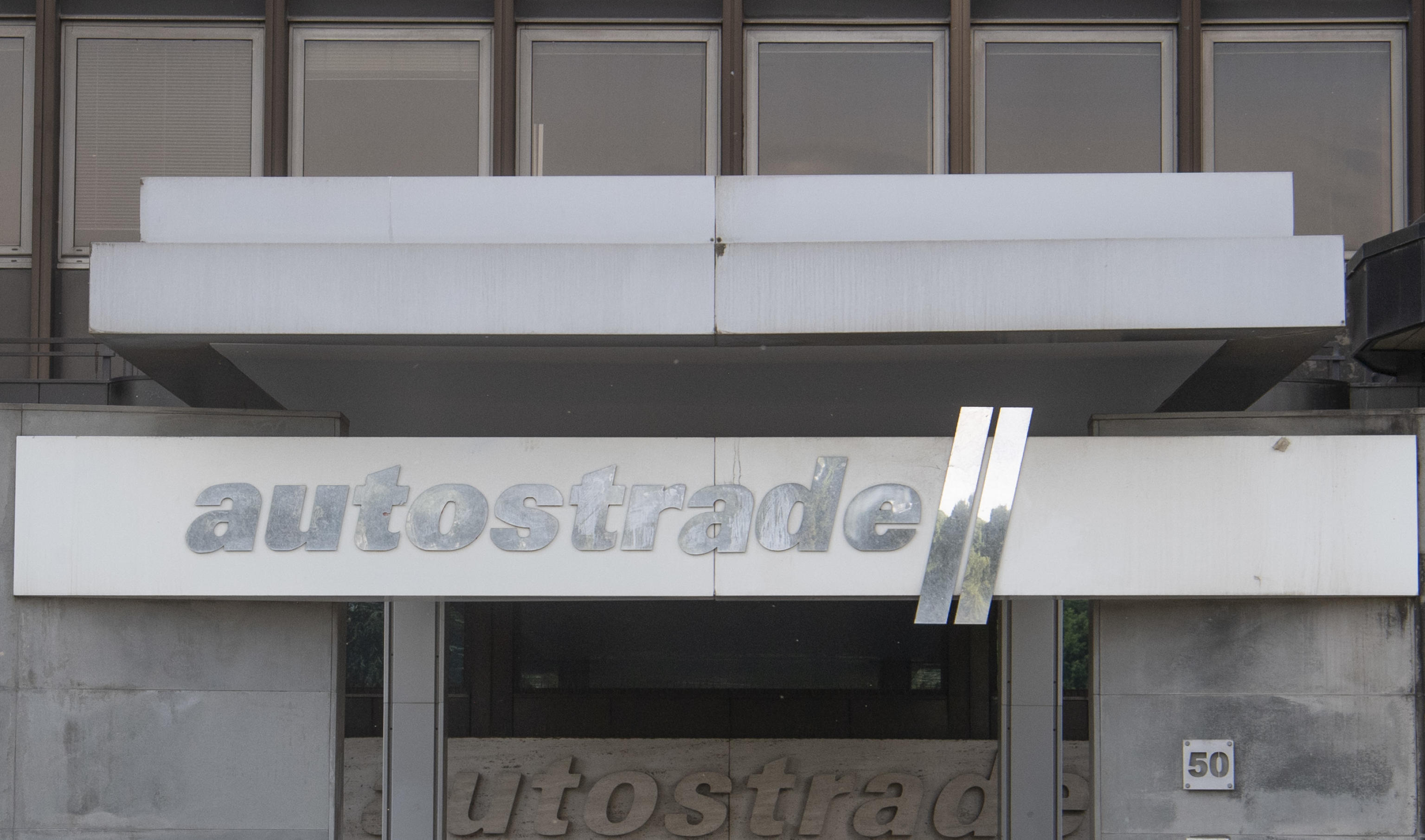 Atlantia, il Governo non esclude la revoca