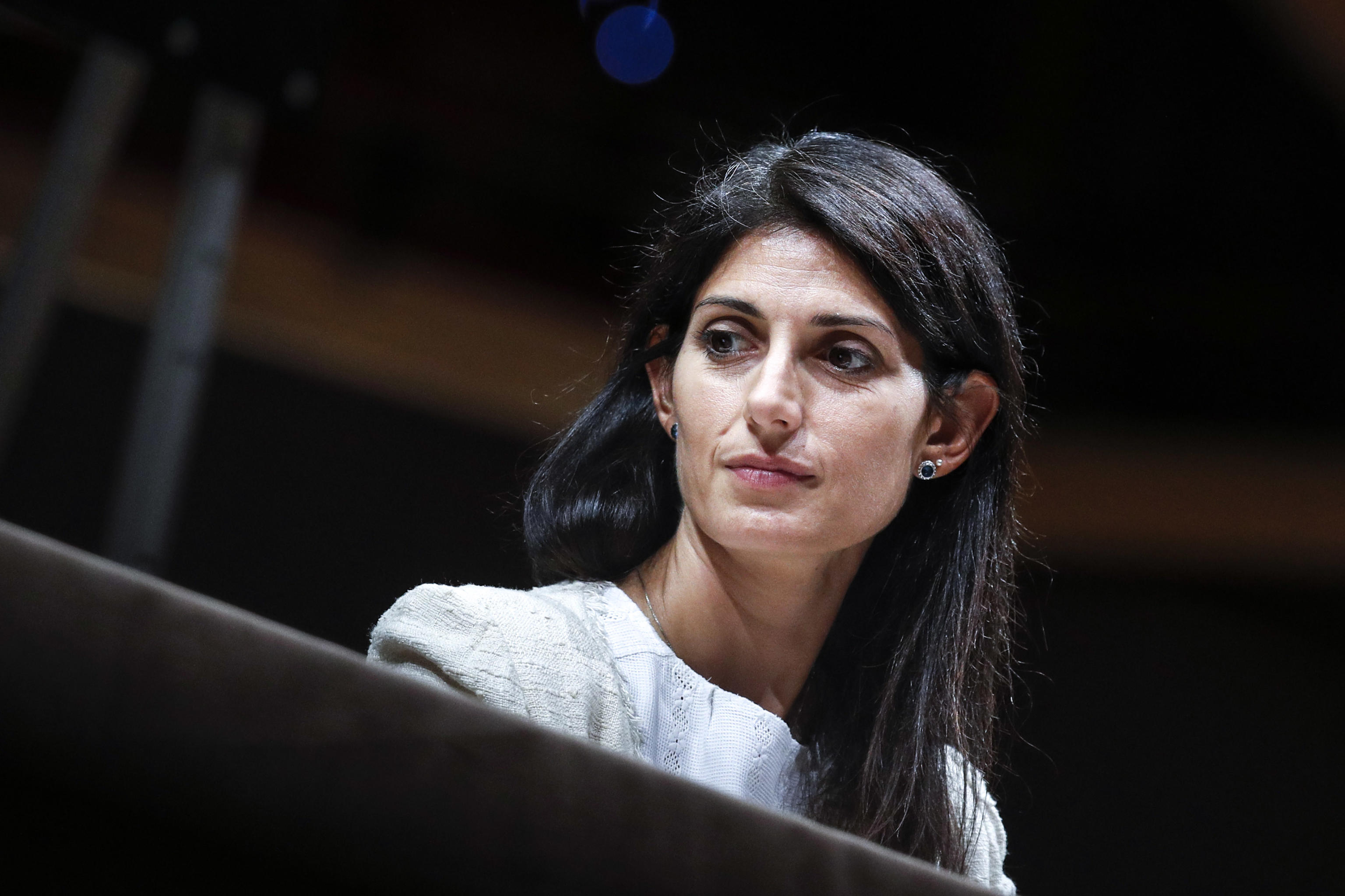 Raggi, è ora di andarsene