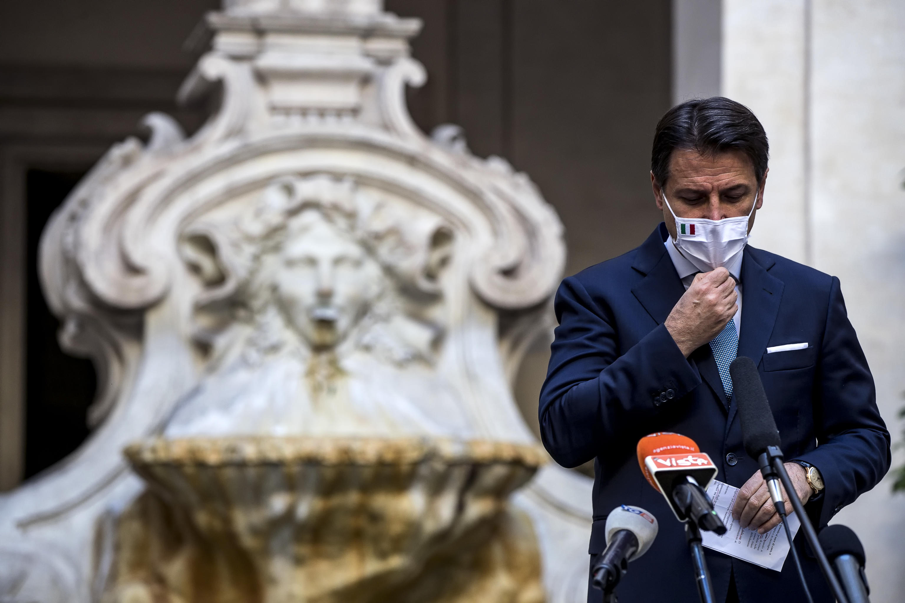 La stampella di Conte è l’incertezza degli altri