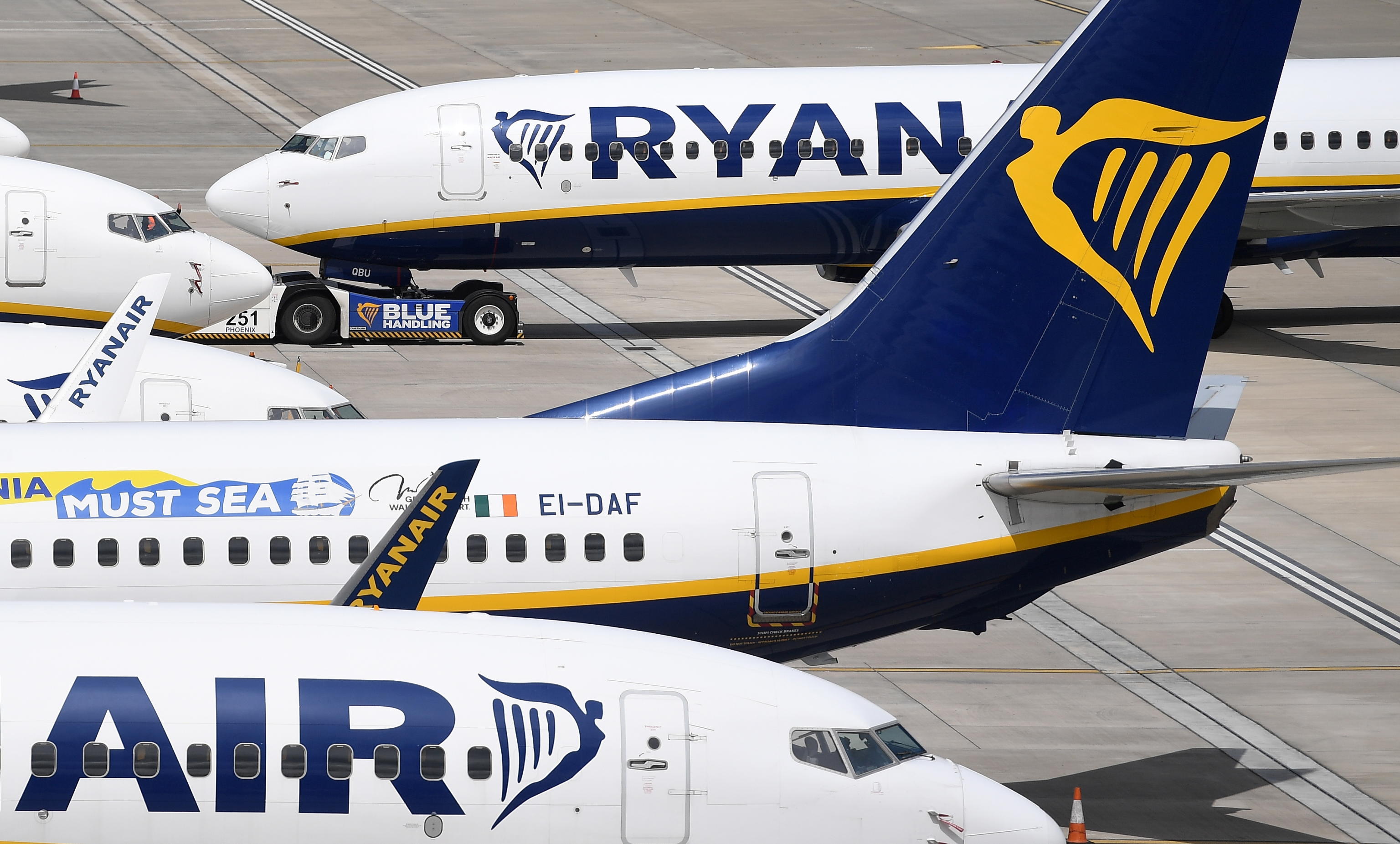 Voli ridotti e tre basi chiuse: così parlò Ryanair 