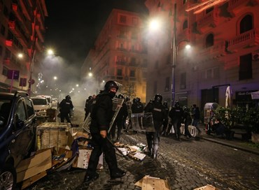 La pandemia per smantellare la democrazia