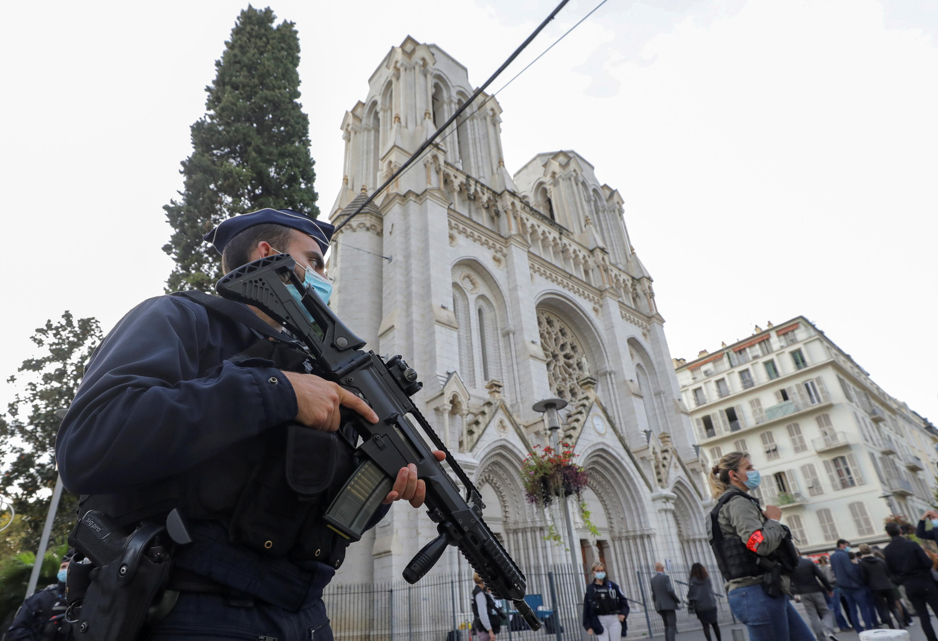 Attentato a Nizza: chi ha “mandato” Aoussaoui?