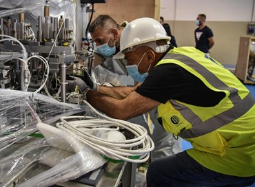 Istat: cala la produzione industriale