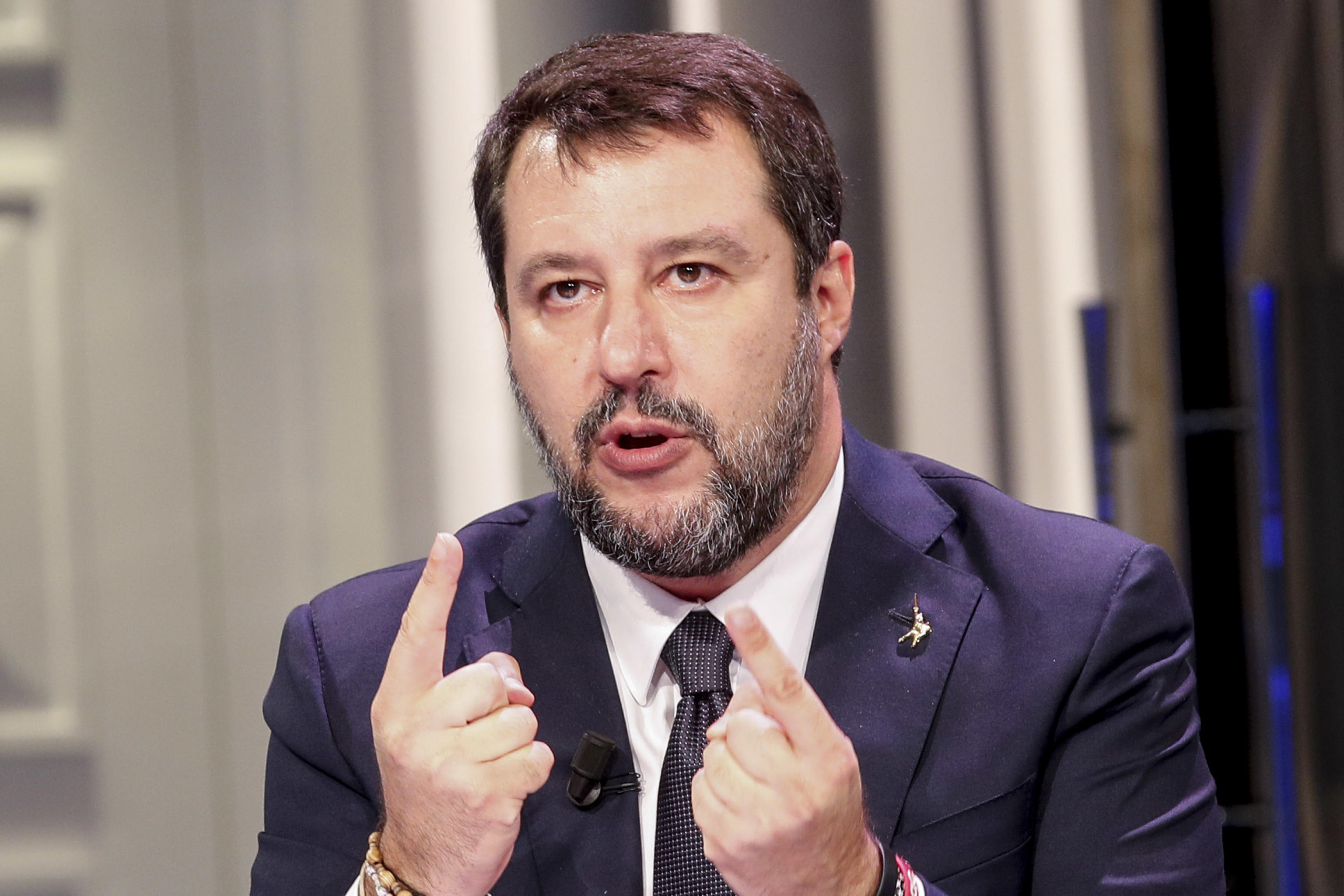 Sanità al collasso: la ricetta di Salvini