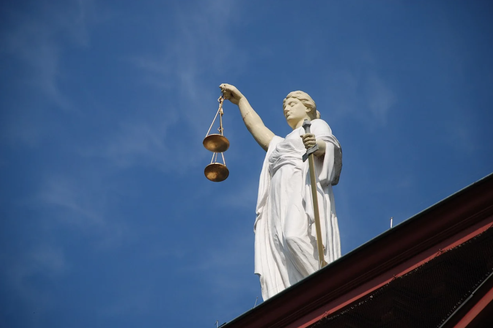 Esiste ancora un principio di legalità?