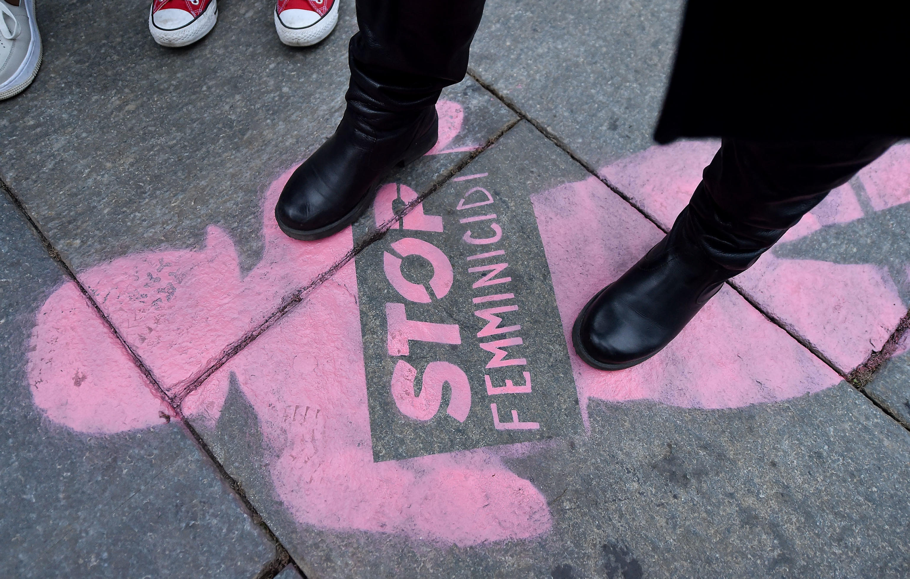 Violenza su donne e bambini: cercasi fatti e non parole