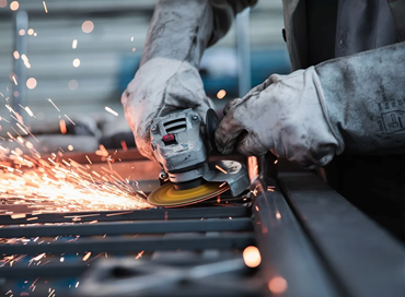 Conti economici trimestrali: Istat rivede il Pil al ribasso