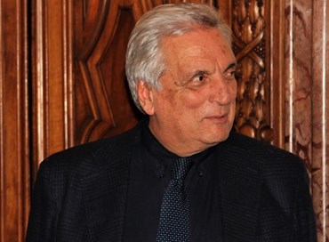 Resterai con noi