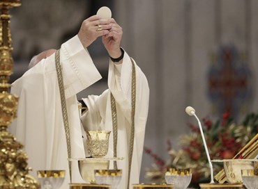 Ue, evitare assembramenti alle messe di Natale