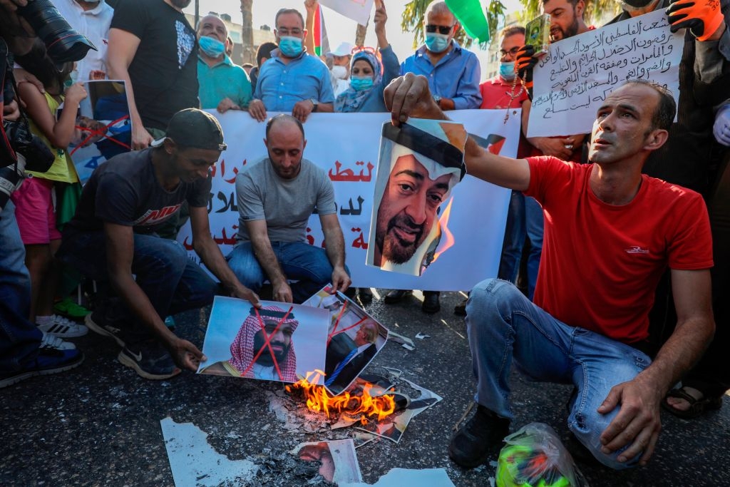 Perché i palestinesi devono scusarsi con gli arabi