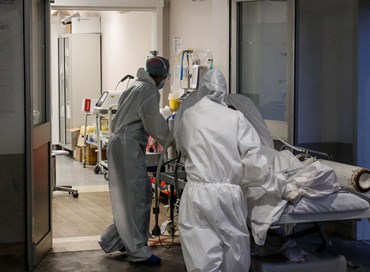Il rigoroso disastro del regime sanitario