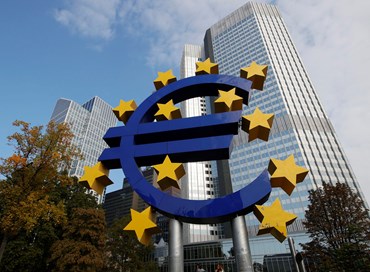 Bce, tassi fermi e acquisti bond fino al 2022