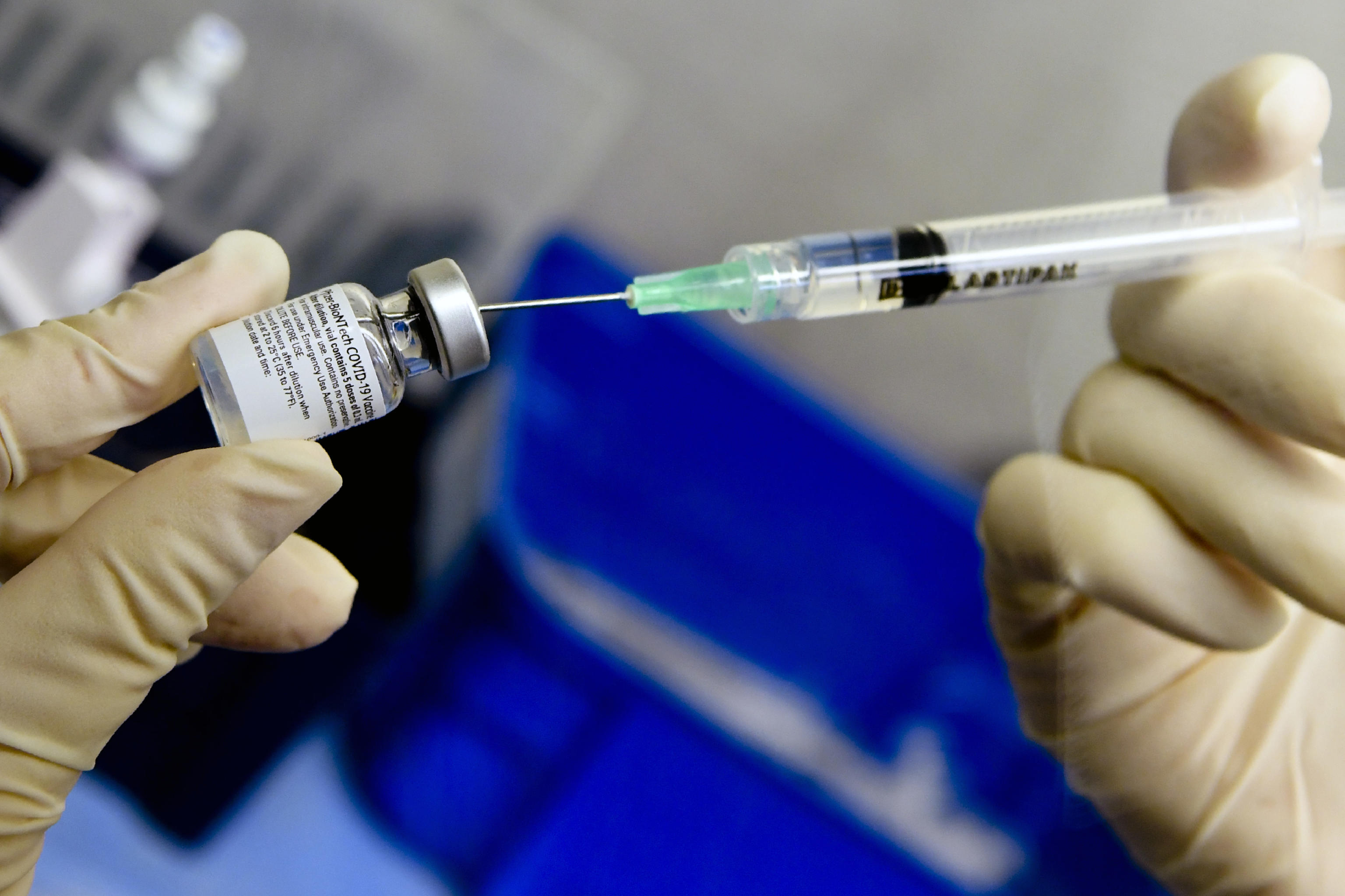 Vaccinare la politica, tra opzione e realtà
