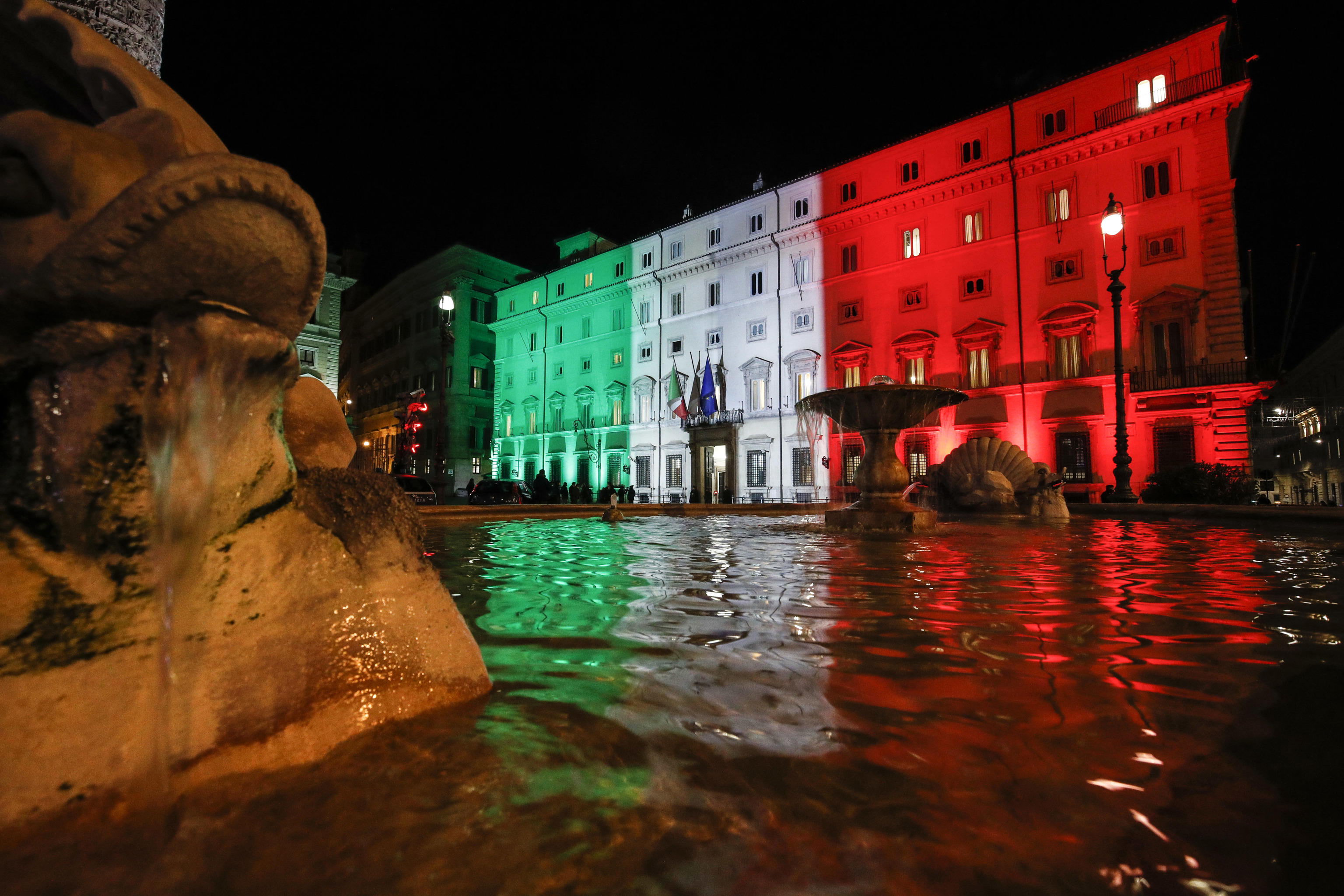 Il “Taccuino” (video): la crisi di governo 