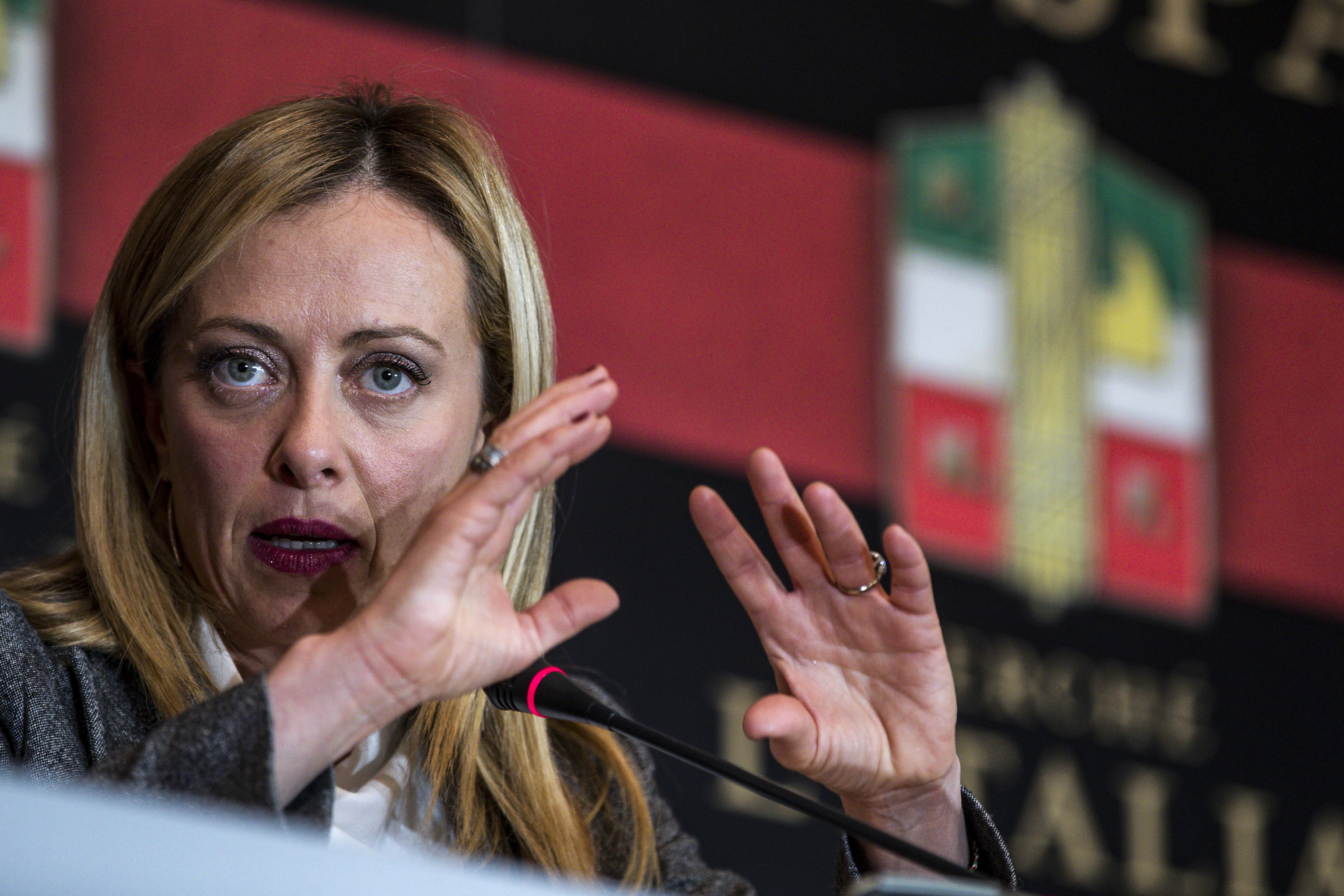 Il futuro del patriottismo in Ue e Usa, Meloni incontra Abascal