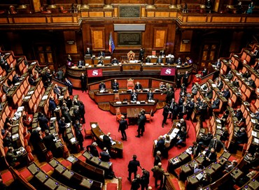 La politica fuori dalle Camere