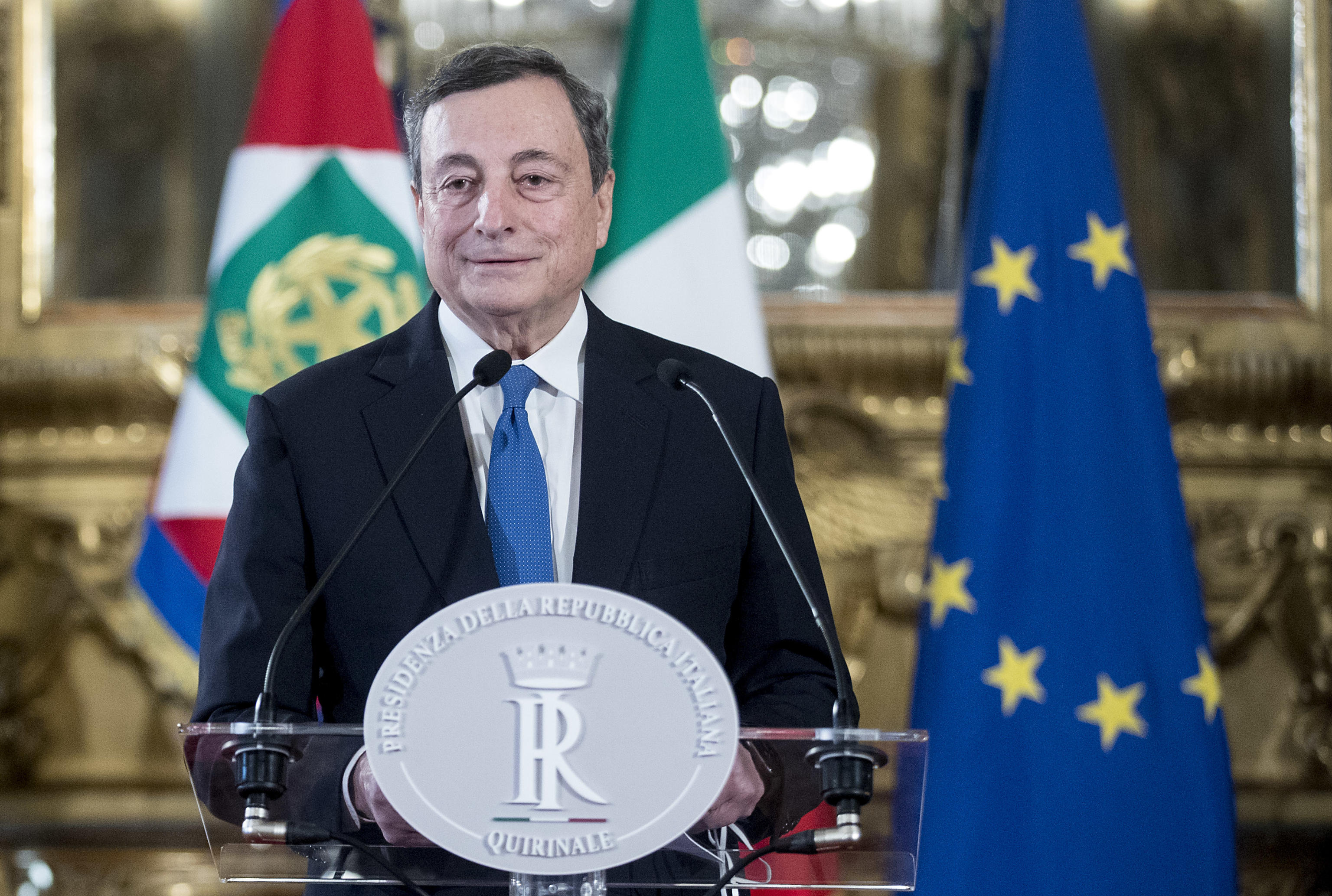 Mario Draghi e l’acefalo pennuto pentastellato