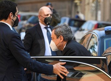 Caro Draghi, non vada a troppi convegni o la metteranno nel mezzo