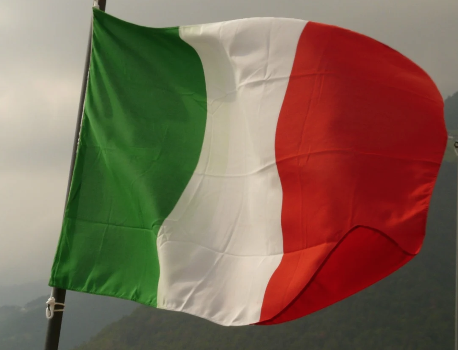 Nella pandemia del Coronavirus, il conflitto tra Stato ed Enti Locali