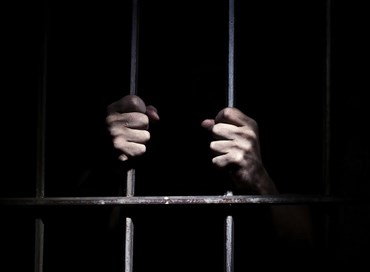 Pigioni o prigioni: l’attacco dello Stato alla libertà di contratto