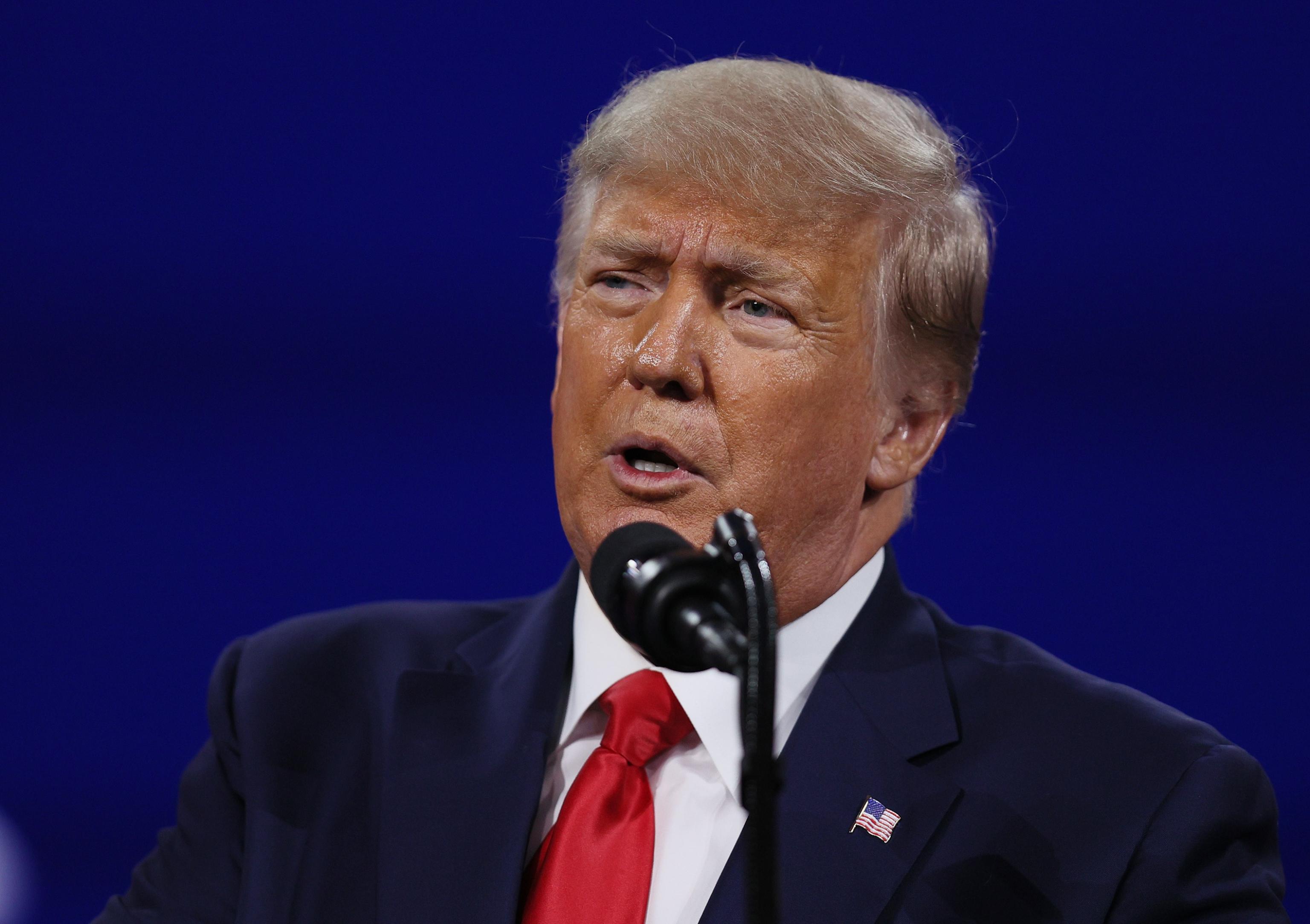 Trump non andrà a processo: fine della caccia alle streghe?