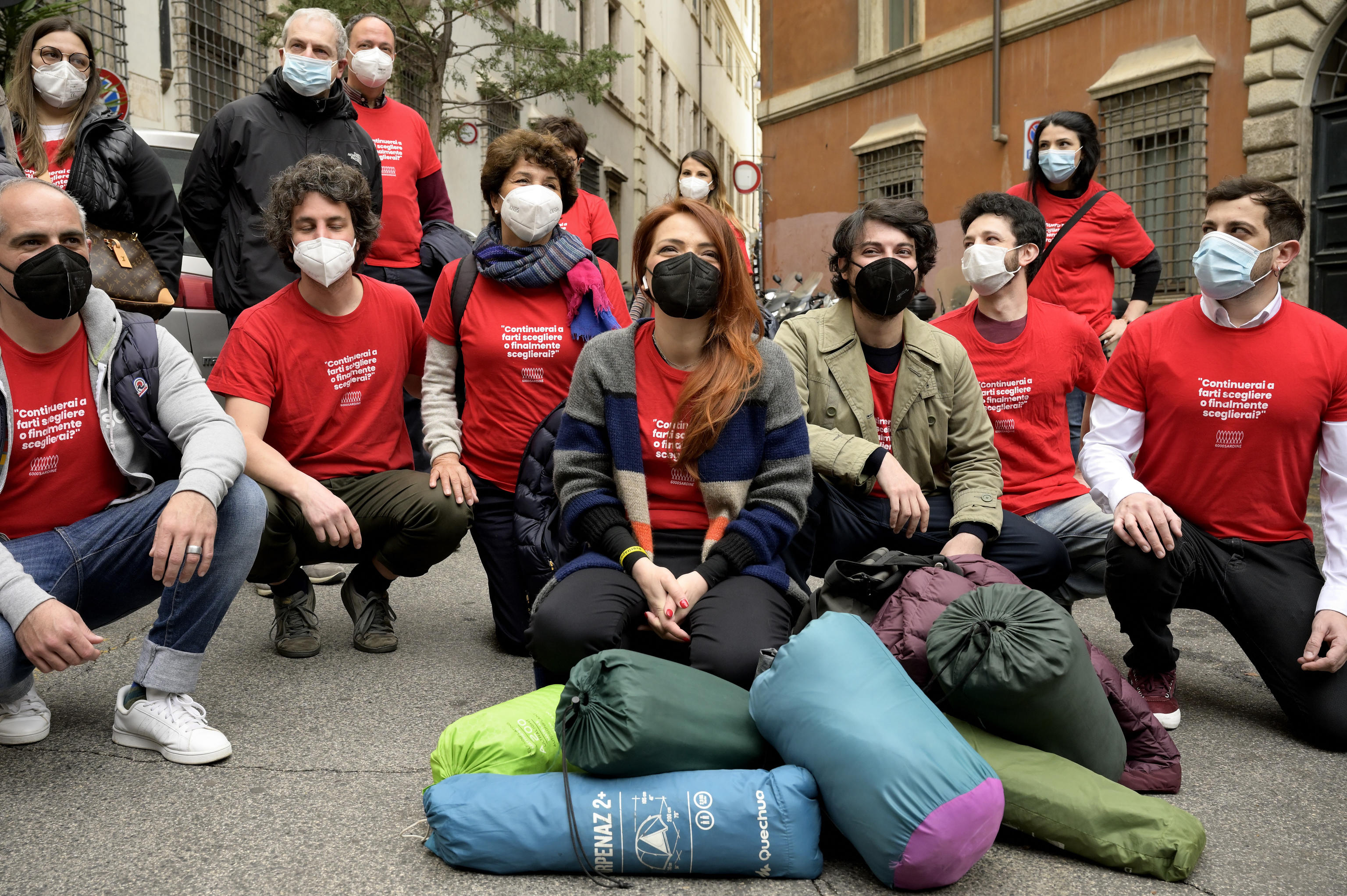 Tonni, sardine, bugie: la fine indegna della sinistra