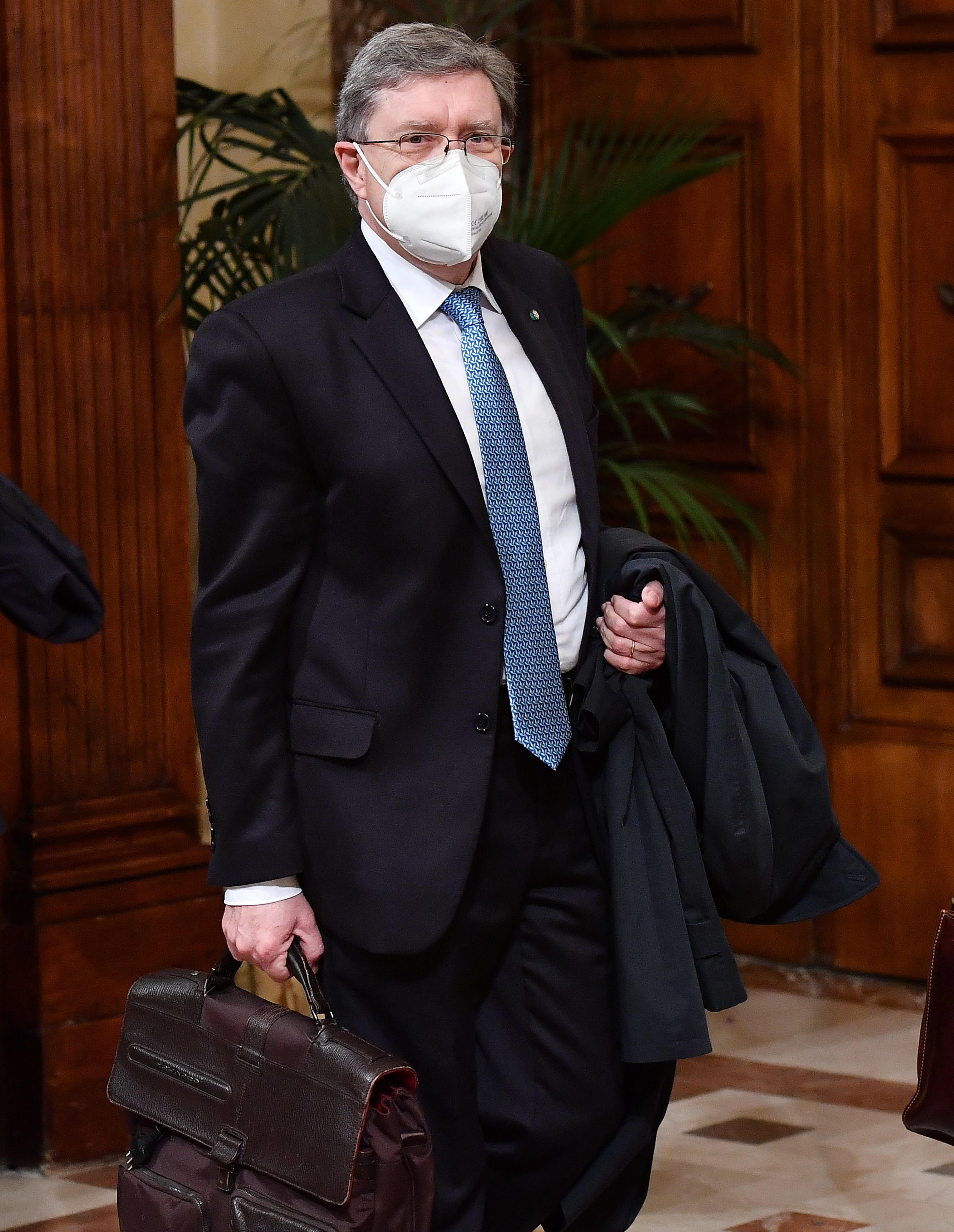 Ok a commissari per 58 opere