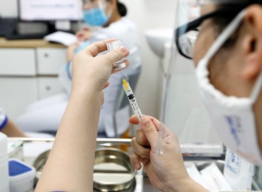 Vaccini: lo Stato sociale perde contro quello liberale
