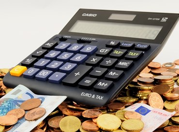 Le tasse crescono, i redditi delle famiglie no