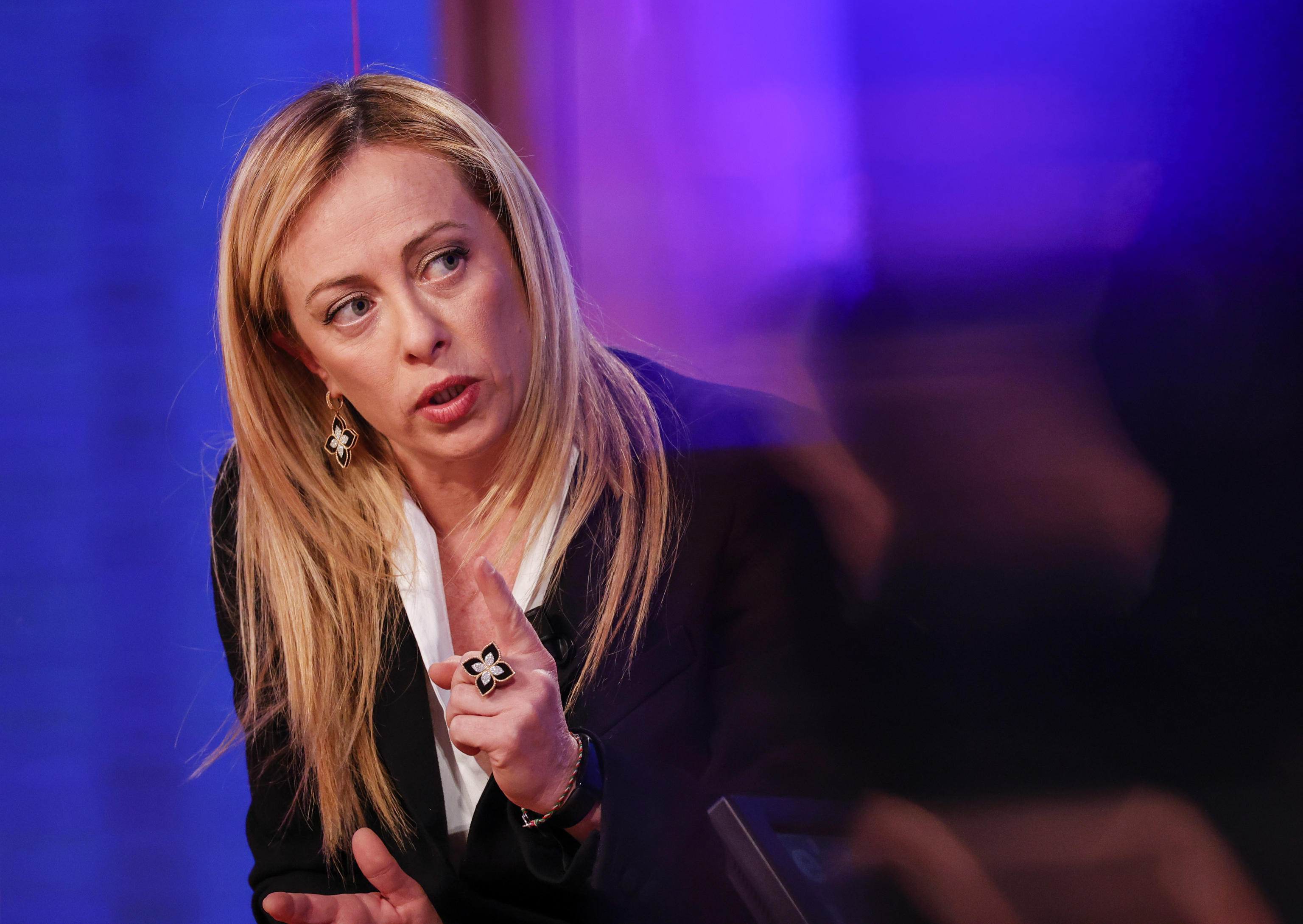 Copasir: FdI minaccia l’Aventino