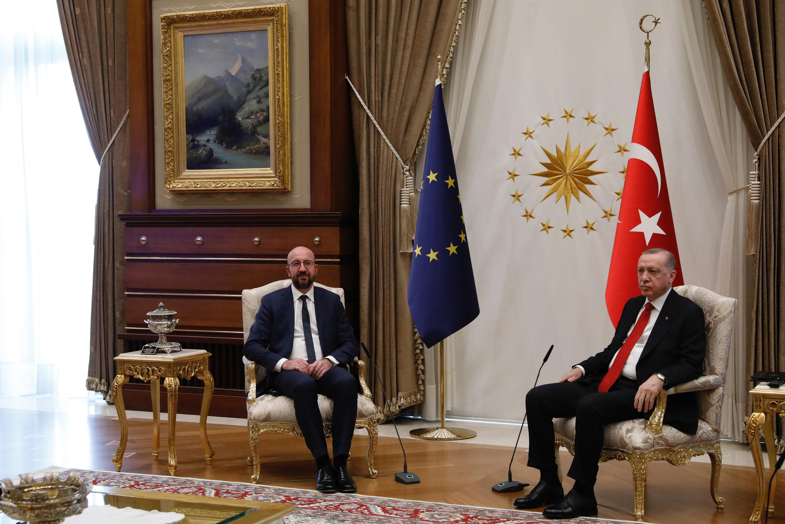 Michel prototipo dei maleducati europei