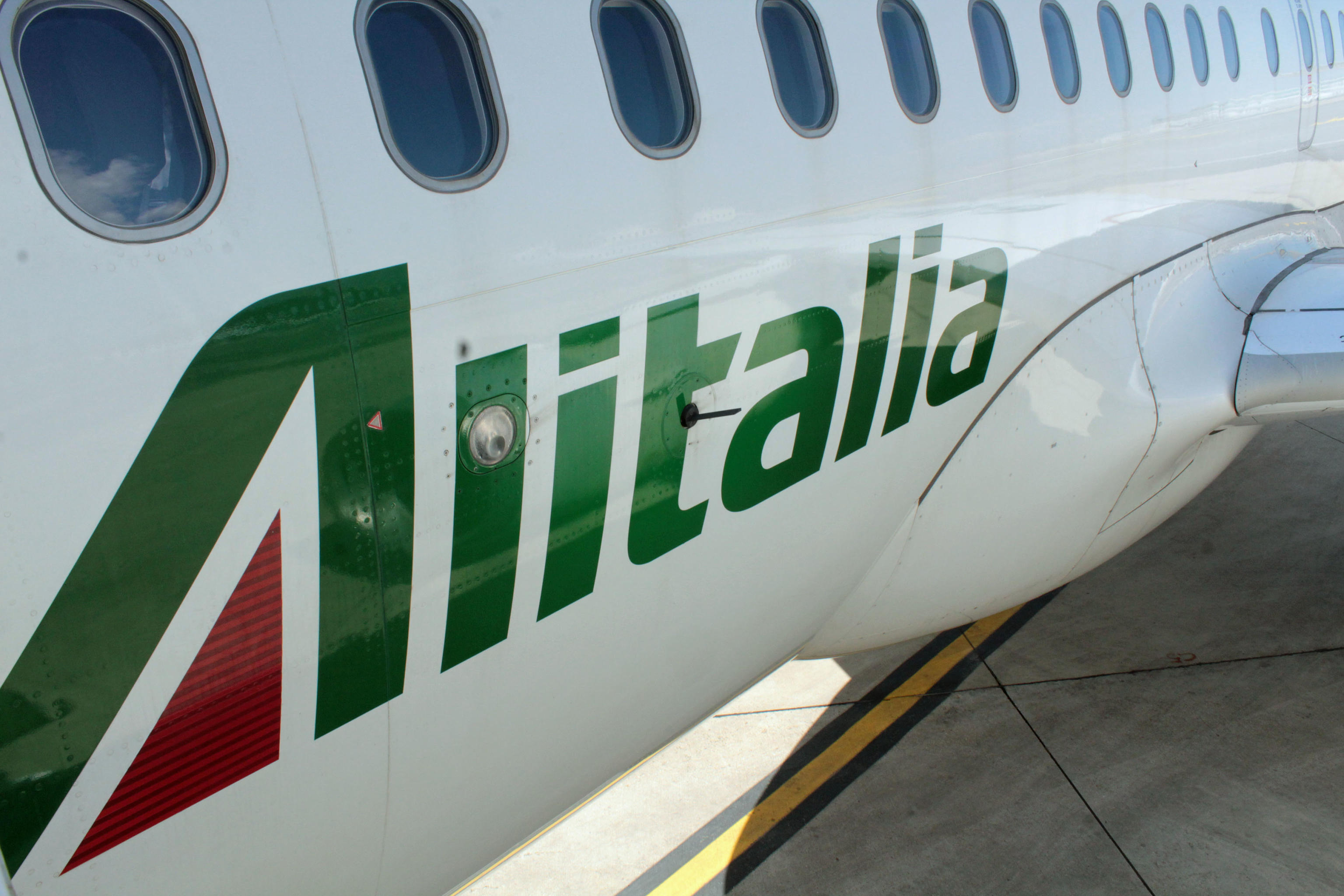 Alitalia: si accelera, dossier sul tavolo Draghi 