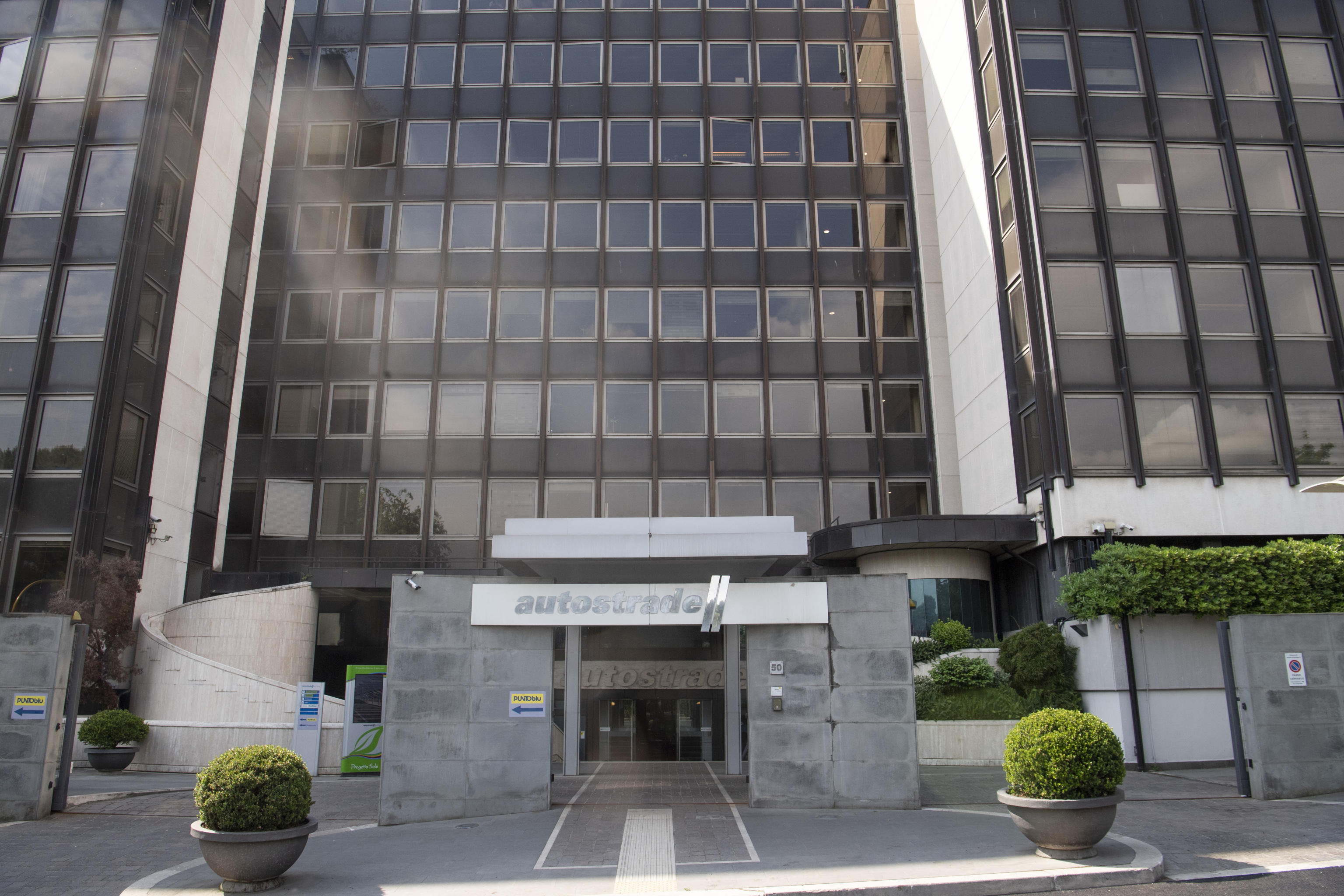 Autostrade: Atlantia ha diffamato il governo?