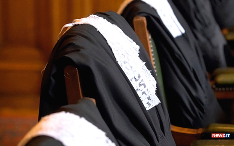 Illegittimità “sub iudice”