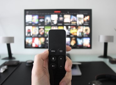 Le facce e le opinioni in televisione
