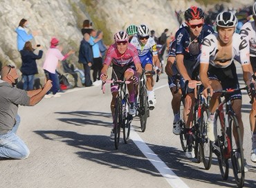 Giro d’Italia: la prova che siamo schiavi del Covid