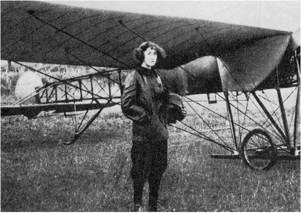 La prima aviatrice italiana si chiama Rosina Ferrario