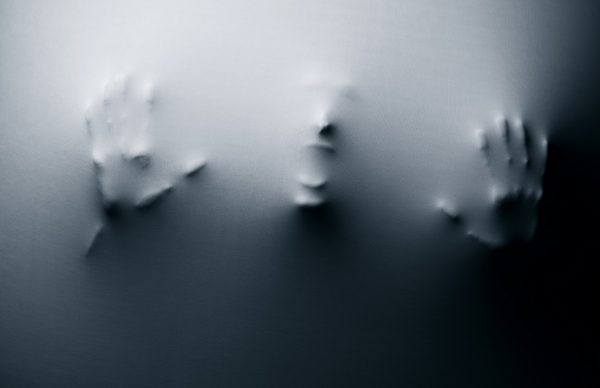 Il vero virus letale: l’accettazione della dittatura in nome della paura