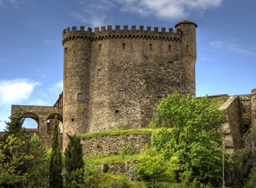 Nella terra dei Malaspina, fra castelli e misteri