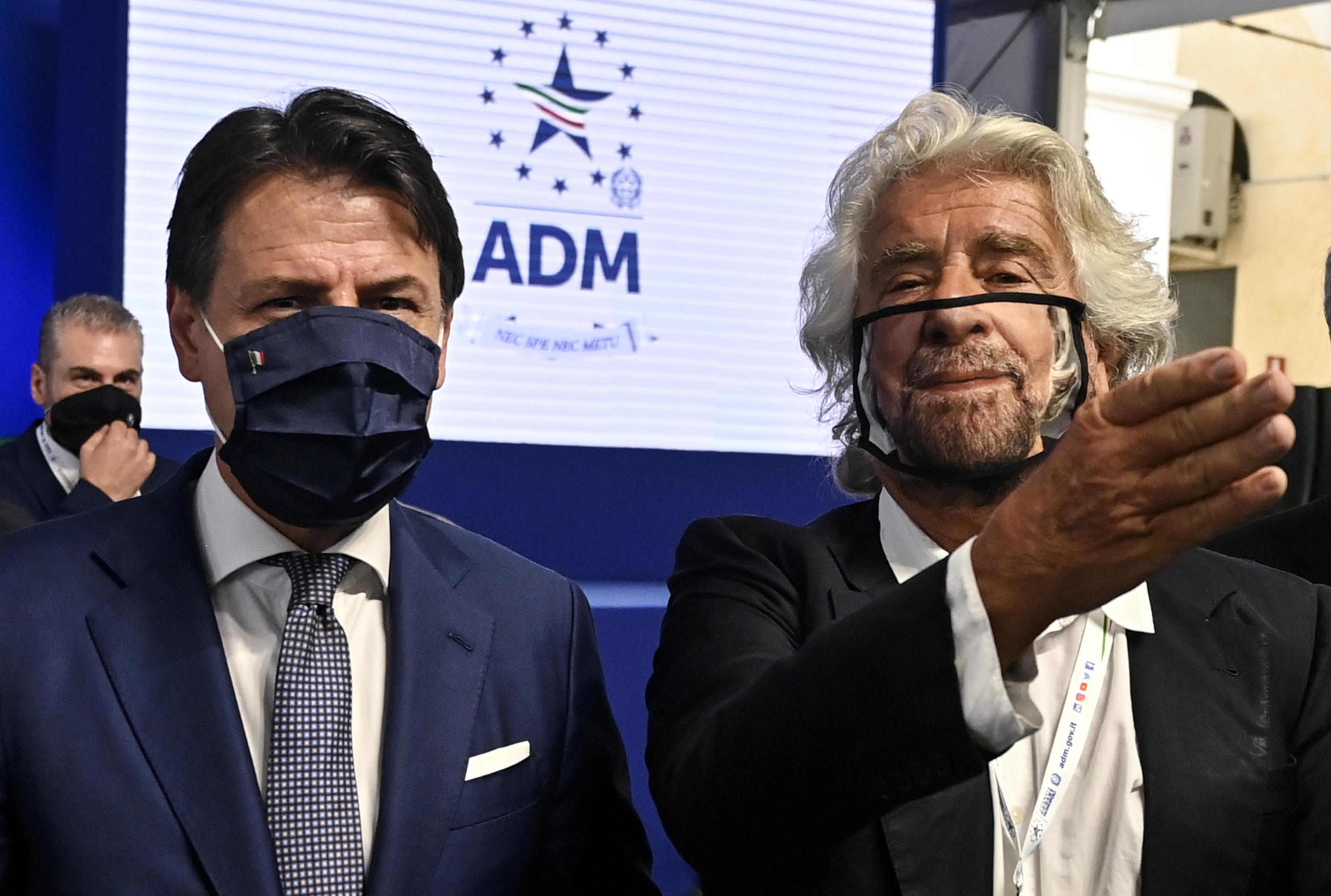 Grillo e Conte al canto del cigno?